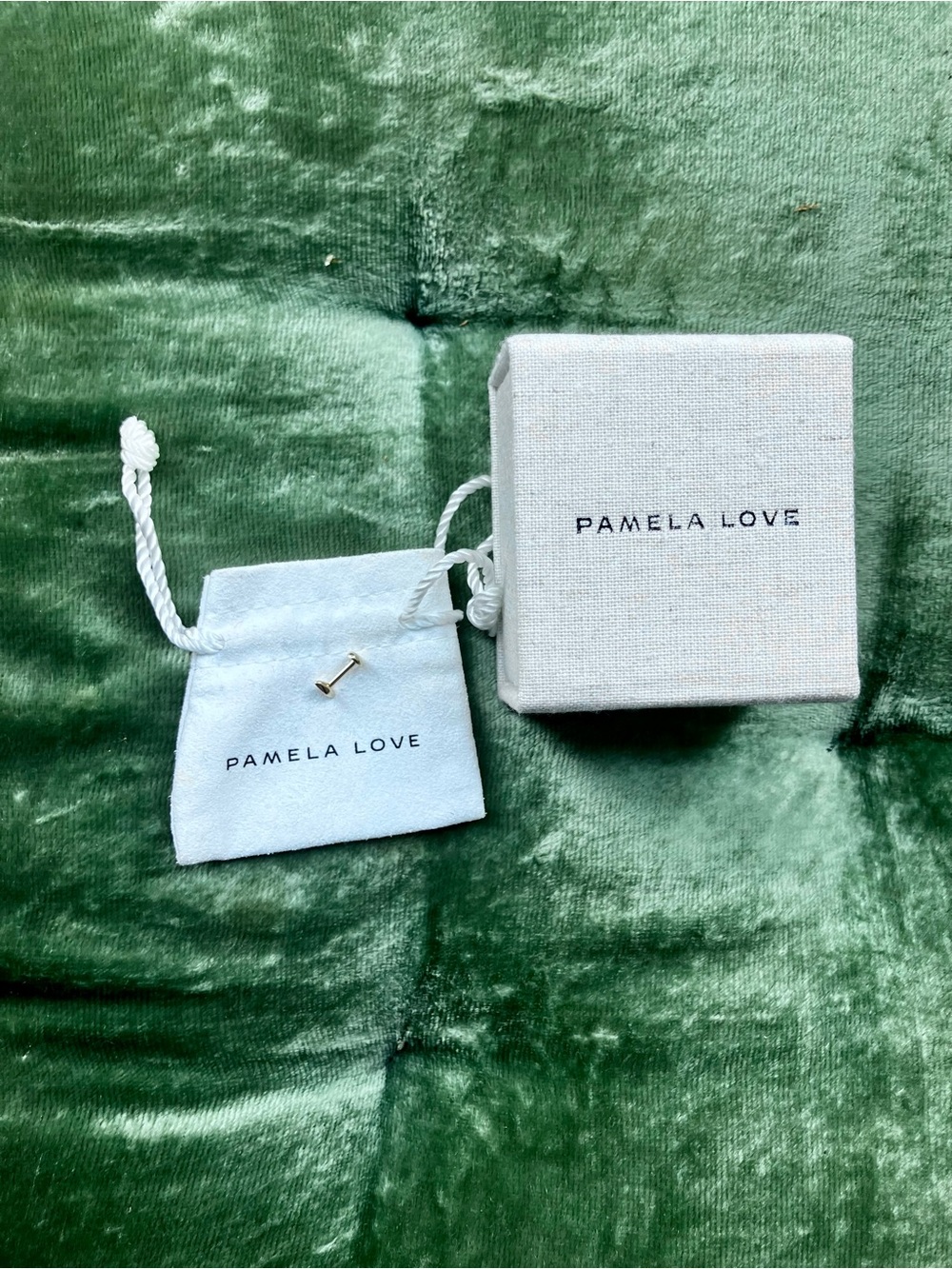 Pamela Love Diamond Evil Eye Stud 14K solid gold with box and pouch - Picture 6 of 10